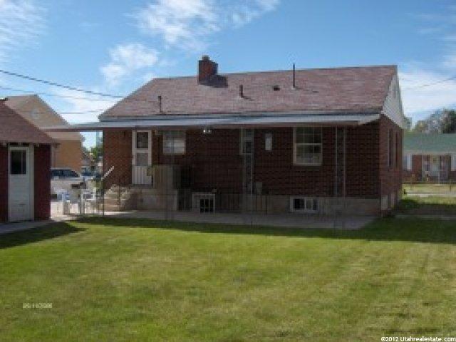 131 Parkway Dr, Clearfield, UT 84015 — photo 9