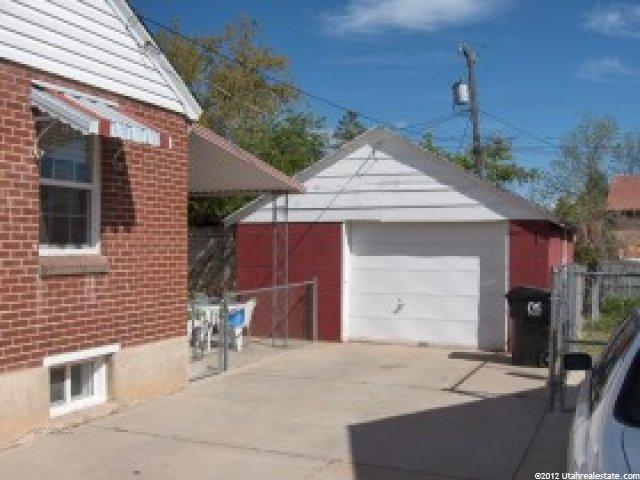 131 Parkway Dr, Clearfield, UT 84015 — photo 10