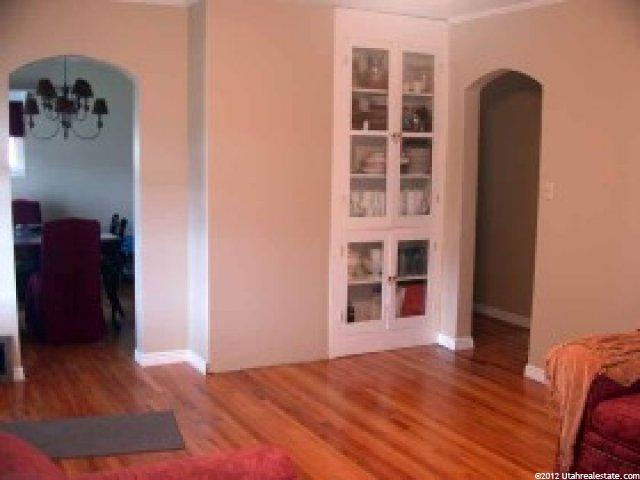 155 W 300 N, Bountiful, UT 84010 — photo 2