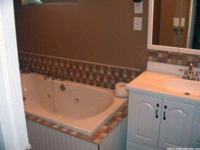 155 W 300 N, Bountiful, UT 84010 — photo 3
