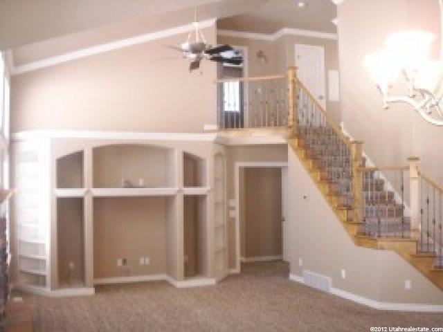 5654 Fox Chase Dr, South Ogden, UT 84403 — photo 4