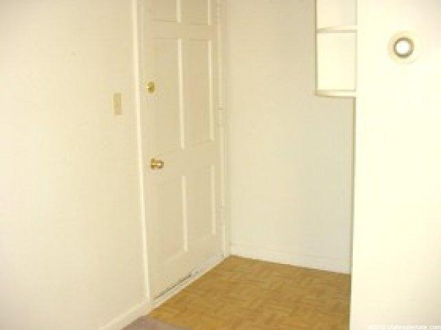 1068 Crescent Dr, Logan, UT 84341 — photo 2
