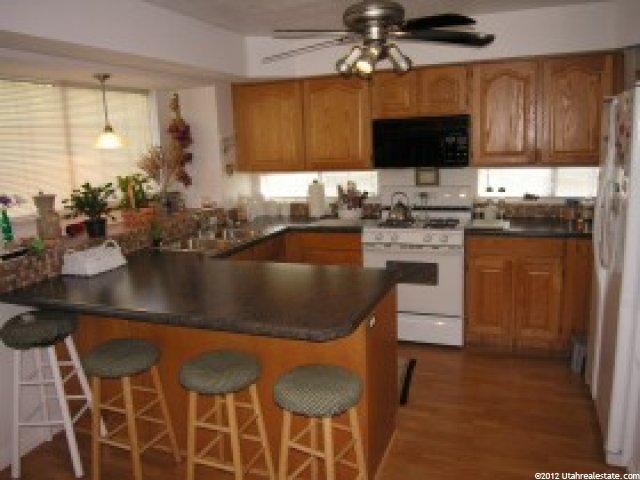 626 Jim Bridger Dr, Centerville, UT 84014 — photo 4