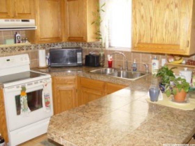 1087 N 1000 E, Layton, UT 84040 — photo 3