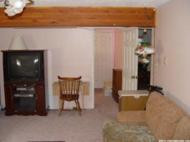 1087 N 1000 E, Layton, UT 84040 — photo 11