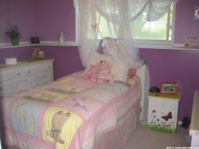 1182 N 600 W, Clinton, UT 84015 — photo 3