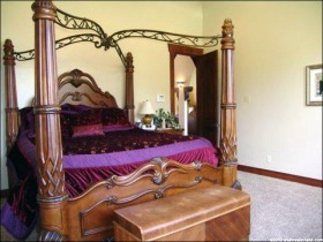 305 E Summerwood Dr, Bountiful, UT 84010 — photo 4