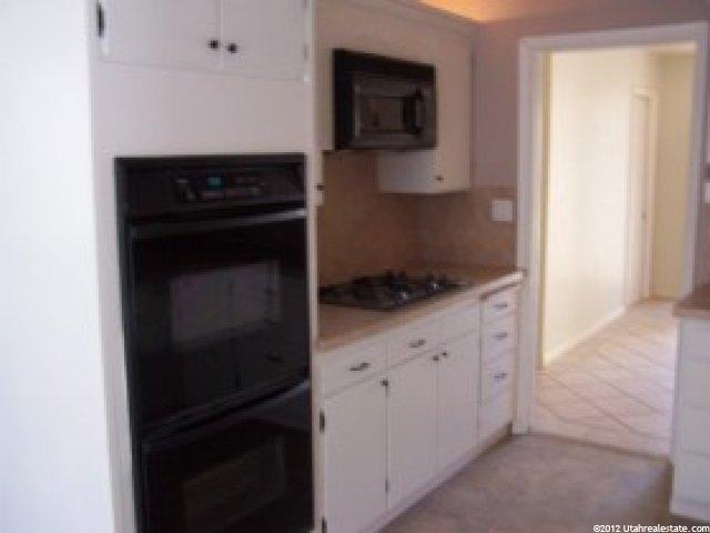 8585 S 40 E, Sandy, UT 84070 — photo 7