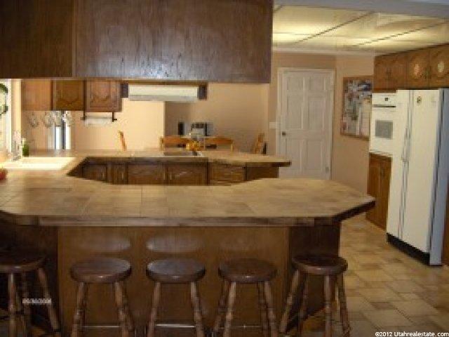 3195 Maxine Dr, Layton, UT 84040 — photo 5