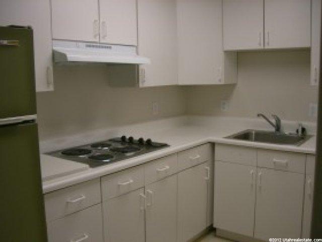 1155 E Holmes Creek Ln Ln E #19, Layton, UT 84041 — photo 4