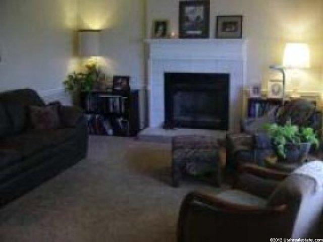 953 S 250 E, Farmington, UT 84025 — photo 2