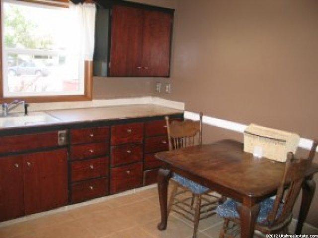 262 E Chestnut Ln, Logan, UT 84321 — photo 2