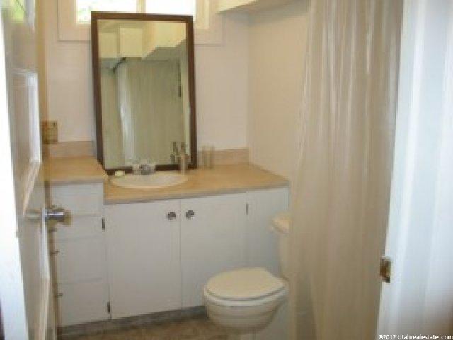 262 E Chestnut Ln, Logan, UT 84321 — photo 9