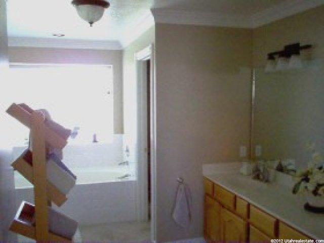 120 Buckingham Dr, Providence, UT 84332 — photo 3