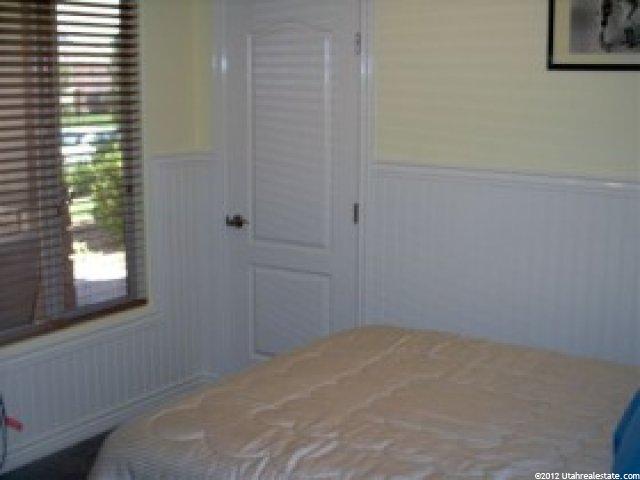 565 Riesling Ave, Santa Clara, UT 84765 — photo 6