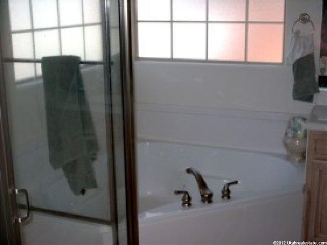 565 Riesling Ave, Santa Clara, UT 84765 — photo 7