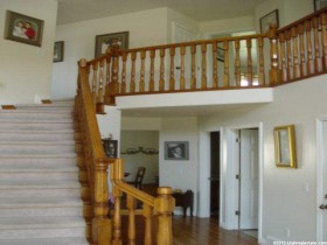 135 Carrington Ln, Centerville, UT 84014 — photo 4
