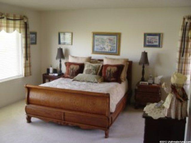 135 Carrington Ln, Centerville, UT 84014 — photo 8