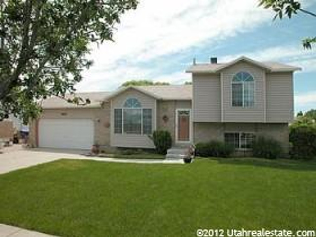 6120 Walnut Ridge Dr, Salt Lake City, UT 84118