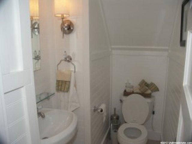 39 E 400 S, Logan, UT 84321 — photo 8