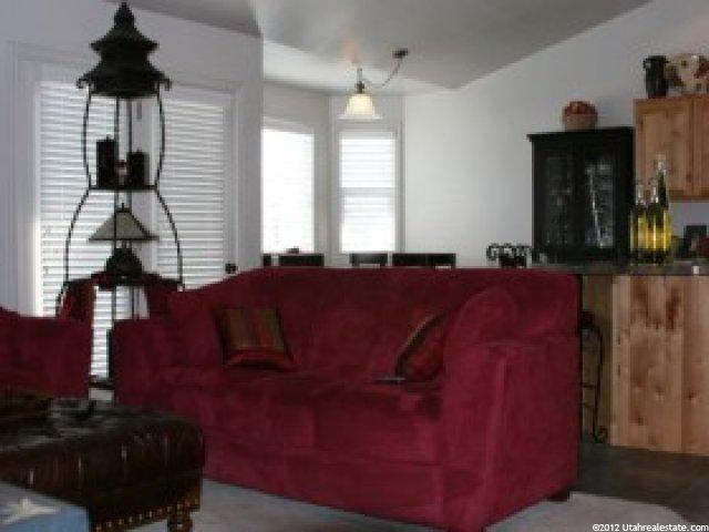 6044 S 1275 E, South Ogden, UT 84405 — photo 2