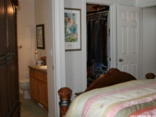 6044 S 1275 E, South Ogden, UT 84405 — photo 9