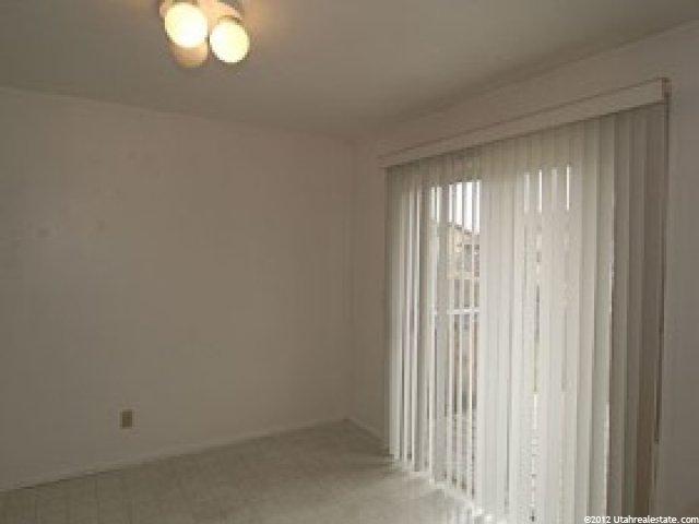 5368 Silvertip Dr, Kearns, UT 84118 — photo 4