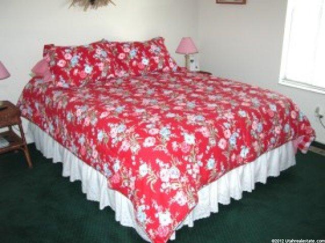 572 E 1850 N, North Ogden, UT 84414 — photo 8