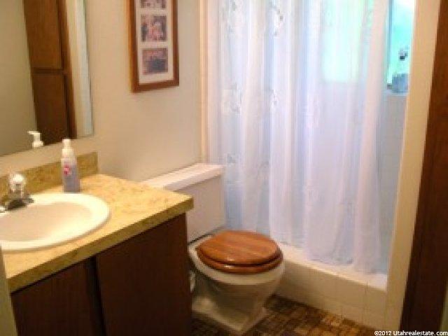 572 E 1850 N, North Ogden, UT 84414 — photo 10
