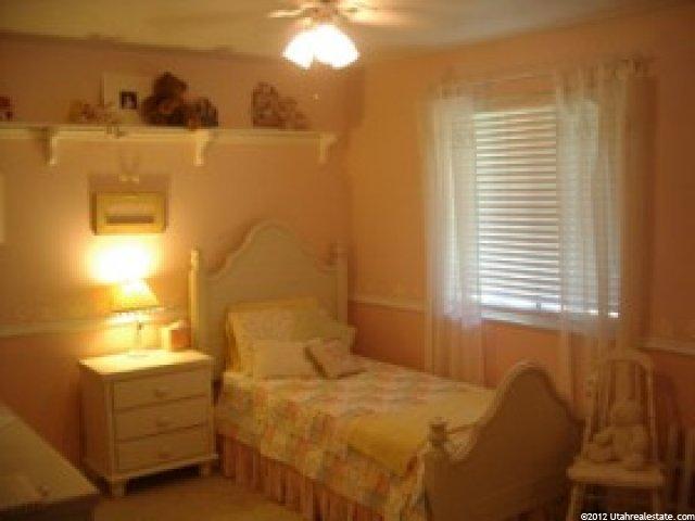 1199 N Ash Dr, Layton, UT 84040 — photo 3