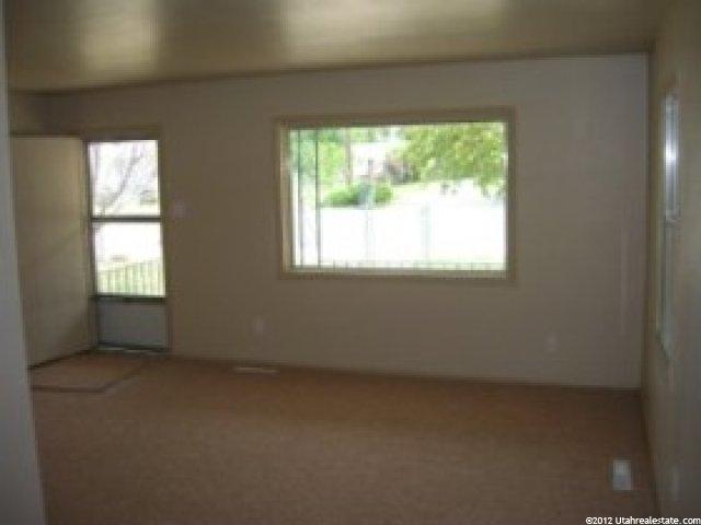 131 N 4th St, Tooele, UT 84074 — photo 2
