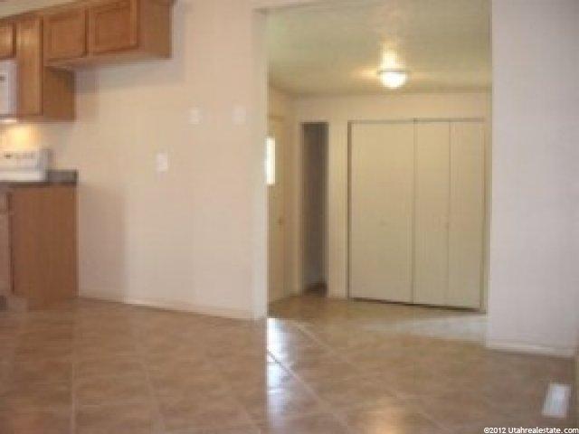 131 N 4th St, Tooele, UT 84074 — photo 4