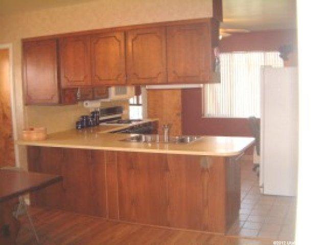 9115 S 260 E, Sandy, UT 84070 — photo 5