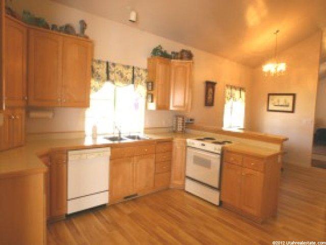 416 S 140 W, Orem, UT 84058 — photo 4