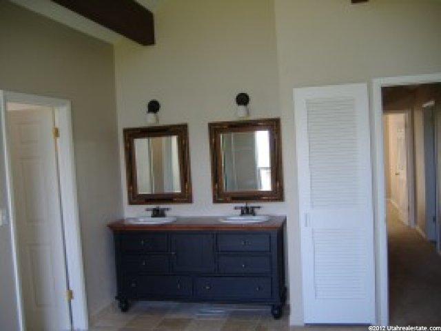 9488 S Ksel Dr, Sandy, UT 84092 — photo 6