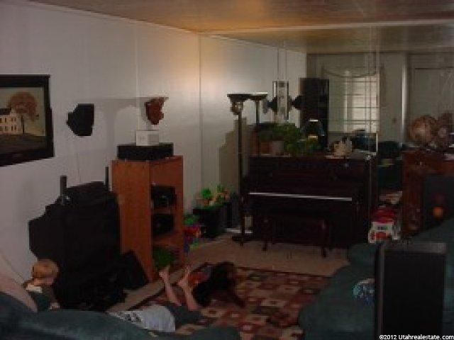 981 N Brookfield Ln W, Centerville, UT 84014 — photo 3