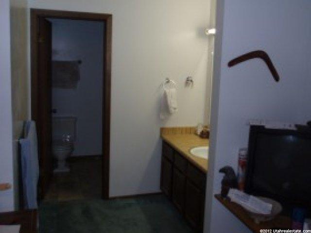 9861 S Riggs Cir, Sandy, UT 84092 — photo 5