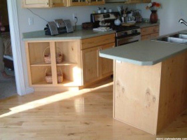 1573 W 1200 N, Farr West, UT 84404 — photo 6