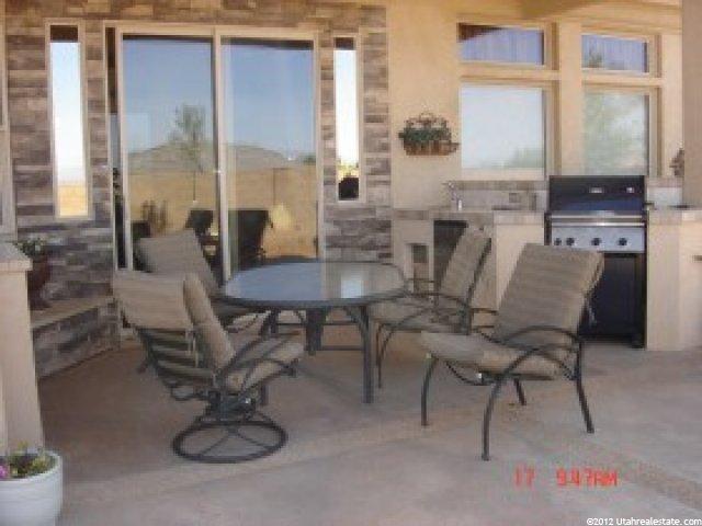 102 S 2500 W, Hurricane, UT 84737 — photo 9