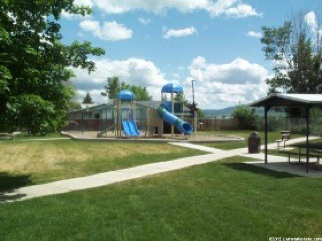 490 Glenwood Dr, Hyrum, UT 84319 — photo 4