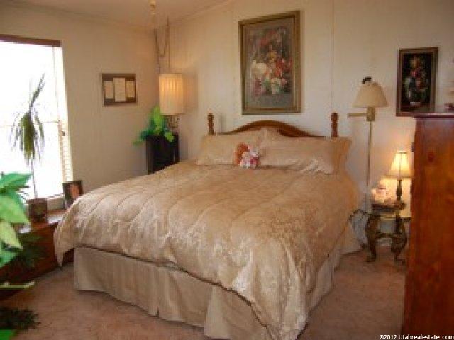 276 E Hidden View Dr S, Sandy, UT 84070 — photo 3
