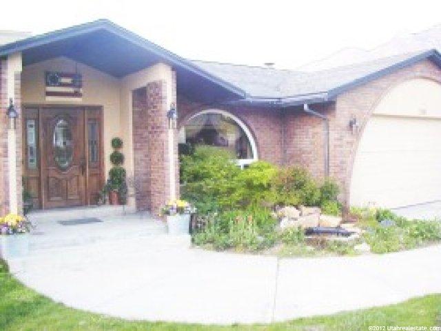 2747 E Willow Wick Dr S, Sandy, UT 84093 — photo 2