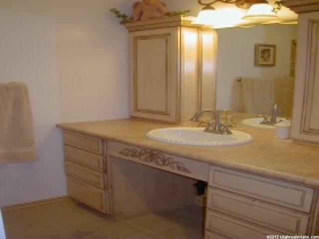 2747 E Willow Wick Dr S, Sandy, UT 84093 — photo 10
