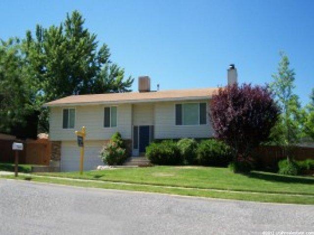 2520 E Falcon Way, Sandy, UT 84093 — photo 2