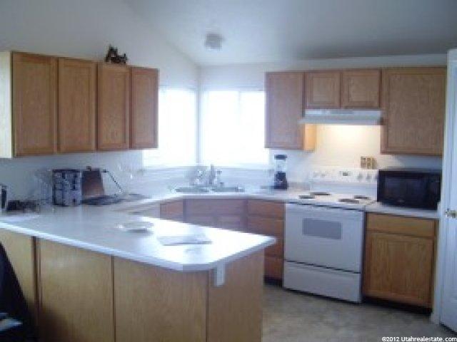 8914 Black Pine St, West Jordan, UT 84088 — photo 3