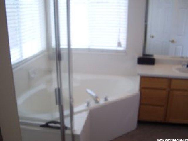 8914 Black Pine St, West Jordan, UT 84088 — photo 6