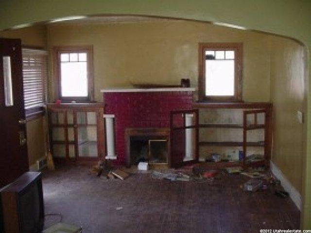 424 E Vine St, Murray, UT 84107 — photo 2
