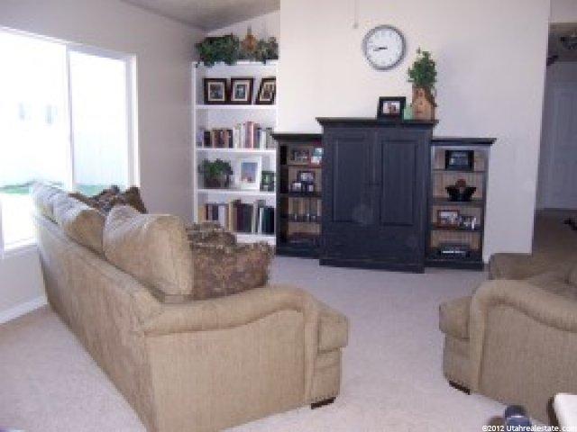 839 E 2200 S, Clearfield, UT 84015 — photo 4