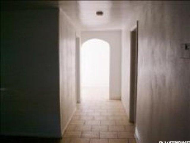 312 E Vine St, Tooele, UT 84074 — photo 2