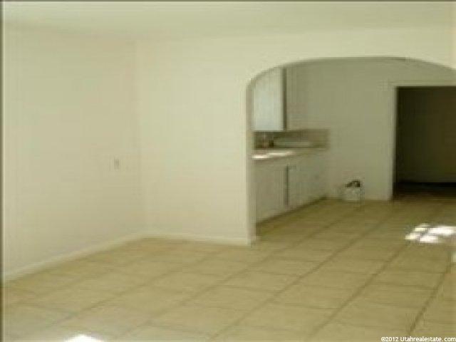 312 E Vine St, Tooele, UT 84074 — photo 4